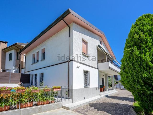 Appartamento in vendita di 175 m² in Via Predosa, 65