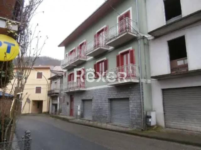 Appartamento in vendita di 175 m² in Via Provinciale