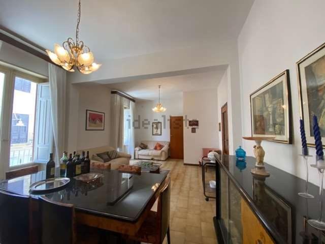 Appartamento in vendita di 175 m² in Via Roma, 25