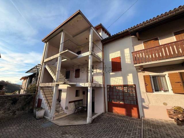 Appartamento in vendita di 175 m² in Via Tiago, 16