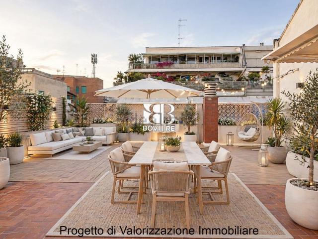Appartamento in vendita di 175 m² in Via Ugo de Carolis
