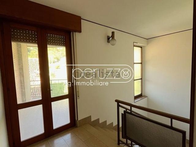 Appartamento in vendita di 175 m² in Via Val Bella