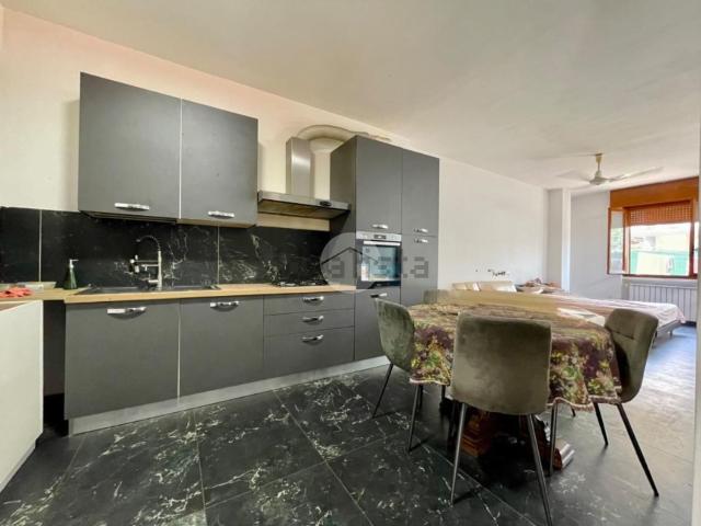 Appartamento in vendita di 175 m² in Via Valle