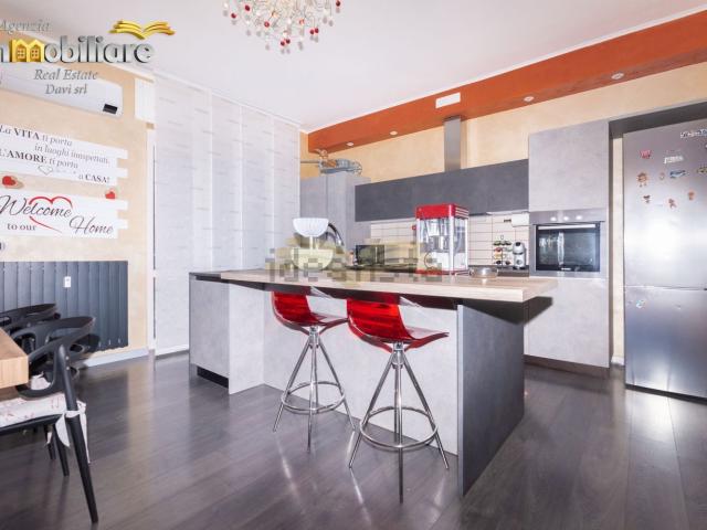 Appartamento in vendita di 175 m² in Viale Vicenza, 4