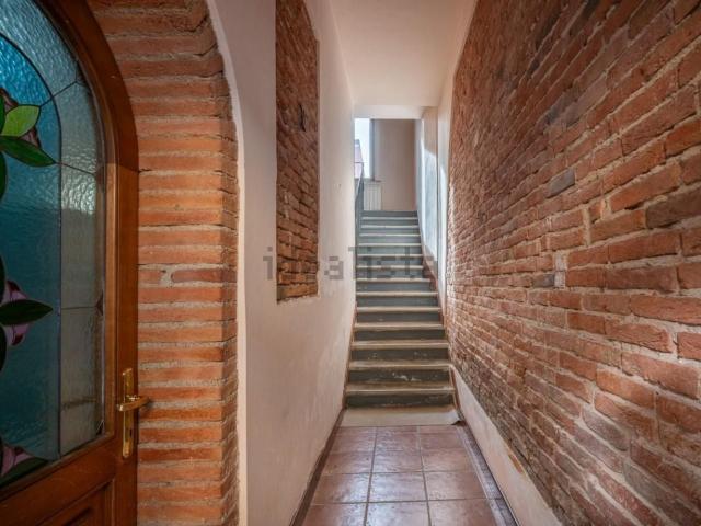 Appartamento in vendita di 175 m² in Viale Comasco Comaschi