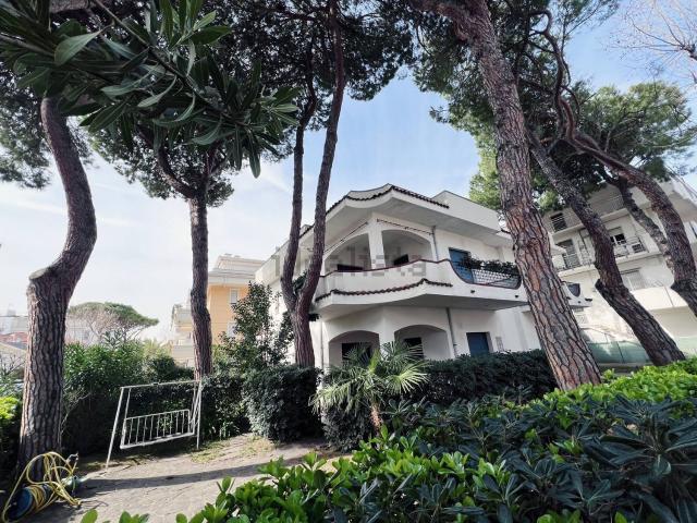 Appartamento in vendita di 175 m² in Viale Galilei, 1
