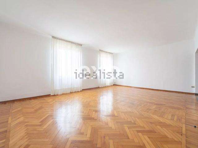 Appartamento in vendita di 175 m² in Viale Giovanni da Cermenate