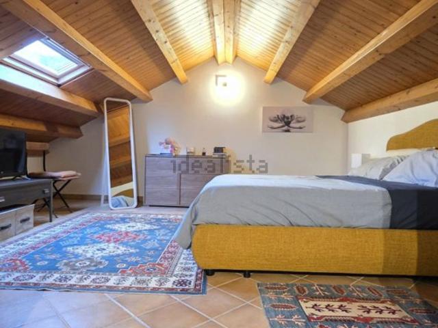 Appartamento in vendita di 175 m² in Vico Zirilli, 31