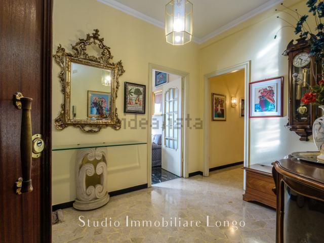Appartamento in vendita di 175 m² in Corso Europa, 632