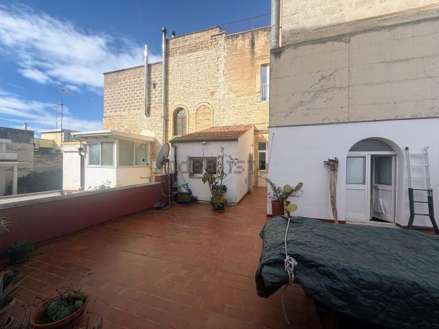 Appartamento in vendita di 175 m² in Corso Giuseppe Garibaldi, 29