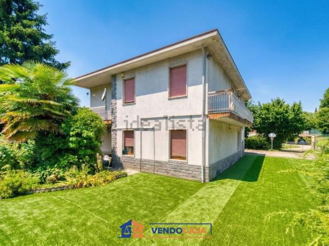 Appartamento in vendita di 175 m² in Strada dai Ronchi ai Cunioli Alti, 41