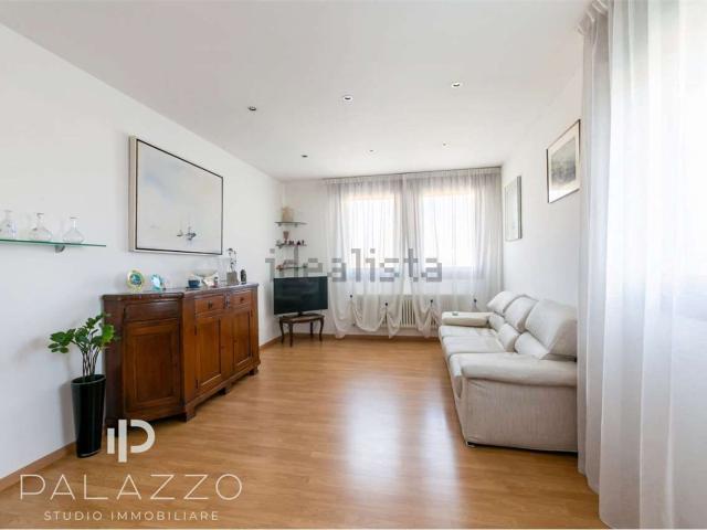 Appartamento in vendita di 176 m²