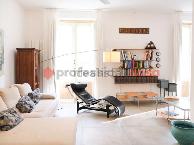 Appartamento in vendita di 176 m² in Via Giacomo Medici, 53