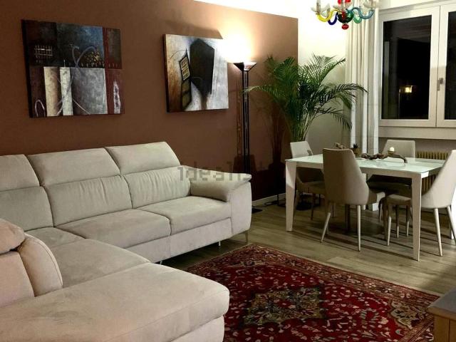 Appartamento in vendita di 176 m² in Via Dary, 16