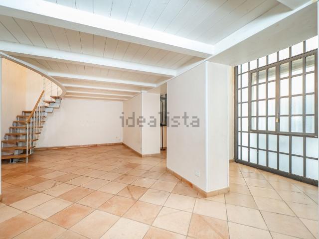 Appartamento in vendita di 176 m² in Via Nardones, 74