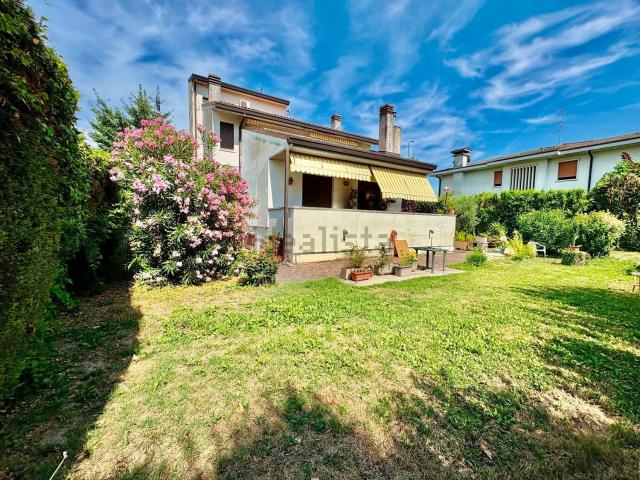 Appartamento in vendita di 176 m² in Via Pietro Nenni