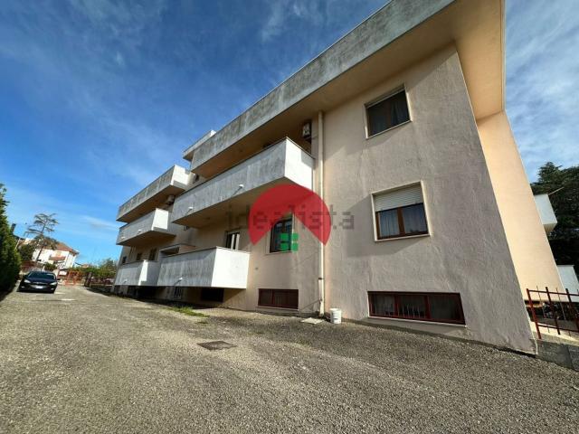 Appartamento in vendita di 176 m² in Via Teodoro Ricciardi