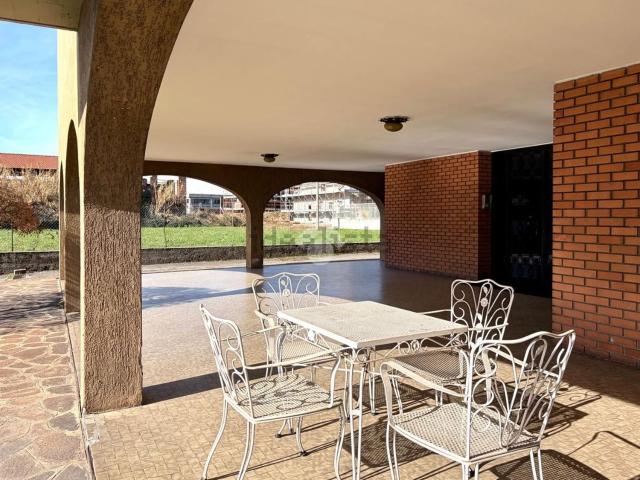 Appartamento in vendita di 176 m² in Via Vittorio Veneto, 58