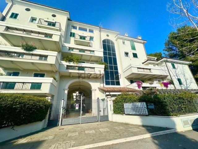 Appartamento in vendita di 176 m² in Viale Ruggero Baldini