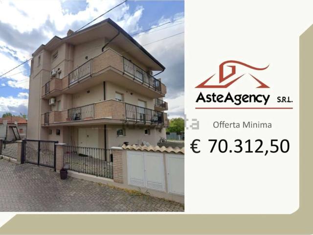 Appartamento in vendita di 176 m² in Contrada Cese, 4