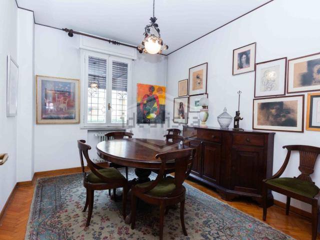 Appartamento in vendita di 177 m² in Via Carlo Cerato