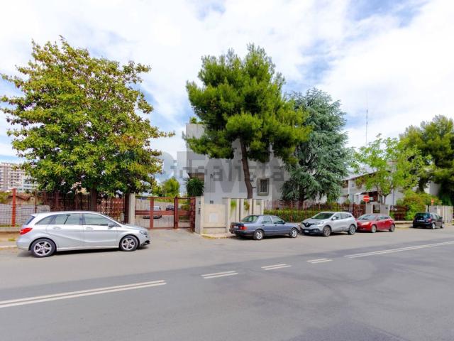 Appartamento in vendita di 177 m² in Via Giuseppe Fanelli, 206