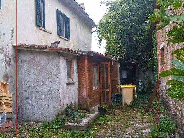 Appartamento in vendita di 177 m² in Via dei Tarlati