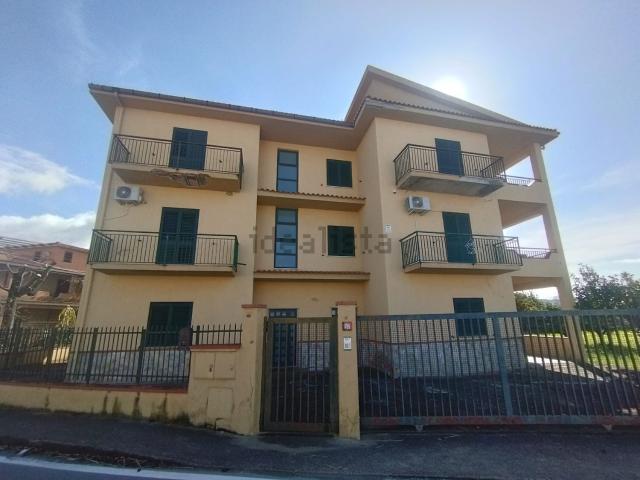 Appartamento in vendita di 177 m² in Via del Mare, 87