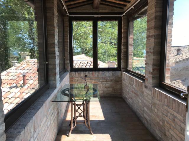 Appartamento in vendita di 177 m² in Via Francesco Puccinotti
