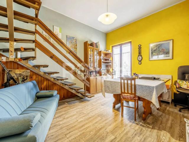 Appartamento in vendita di 177 m² in Via Sovramonte, 20