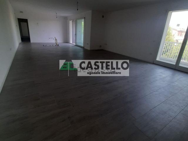 Appartamento in vendita di 177 m² in Via Pelosa, 63