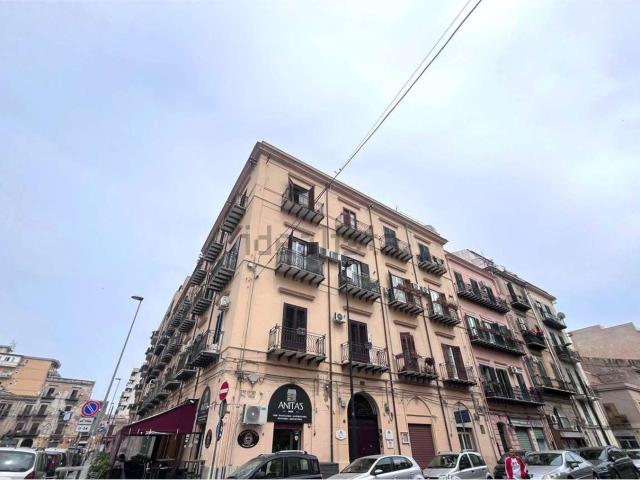 Appartamento in vendita di 177 m² in Via Rosario Gregorio