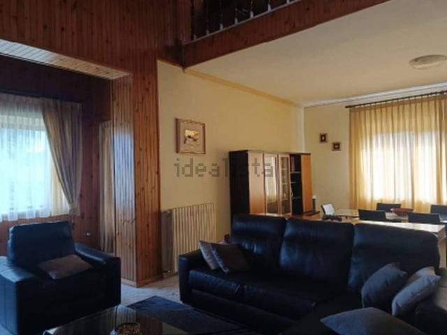 Appartamento in vendita di 177 m² in Via Umberto I