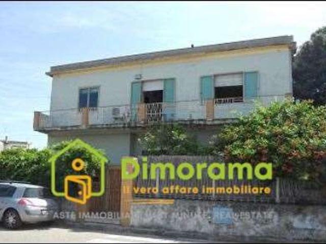 Appartamento in vendita di 178 m² in Via Cagliari, 38