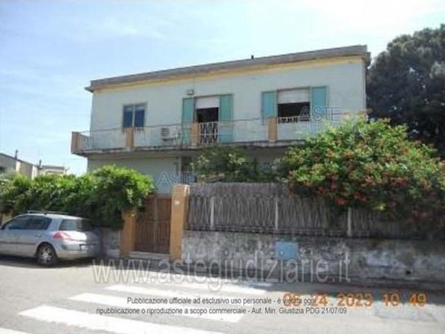 Appartamento in vendita di 178 m² in Via Cagliari, 38