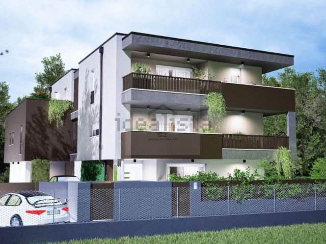 Appartamento in vendita di 178 m² in Via Giovanni Conversini
