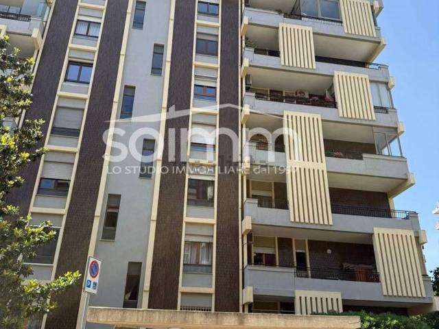 Appartamento in vendita di 178 m² in Via Francoforte, 5