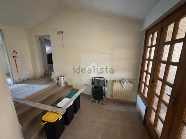 Appartamento in vendita di 178 m² in Via Monsignor Pio Marcello Bagnoli, 146