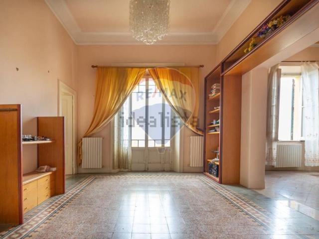 Appartamento in vendita di 178 m² in Via Mater Domini, 43
