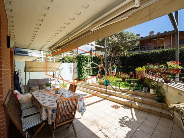 Appartamento in vendita di 178 m² in Via Marzanica, 5