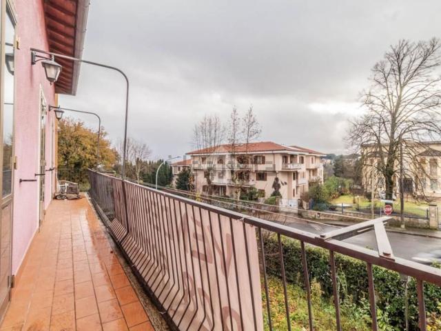 Appartamento in vendita di 178 m² in Via Sacro Cuore, 21