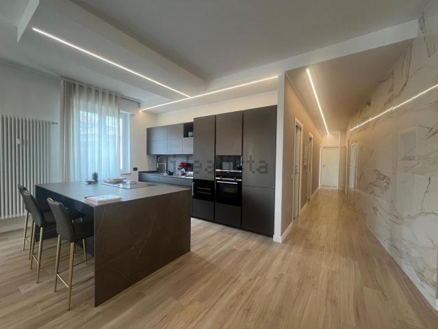 Appartamento in vendita di 178 m² in Via Prato Santo, 4