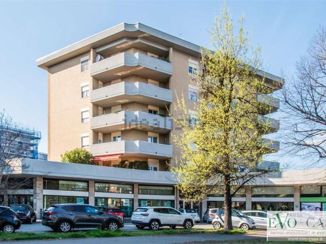 Appartamento in vendita di 178 m² in Viale Boccaccio, 36