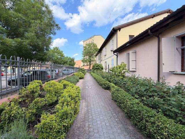 Appartamento in vendita di 179 m² in Via Azzo Gardino, 56