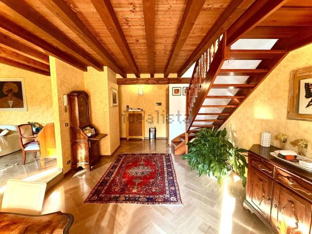 Appartamento in vendita di 179 m² in Via Duomo, 26
