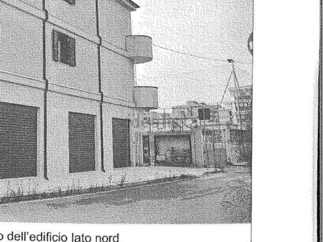 Appartamento in vendita di 179 m² in Via Franca Maria Gianni, 62