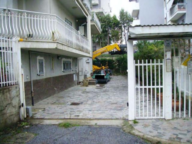 Appartamento in vendita di 179 m² in Via Mario Sironi