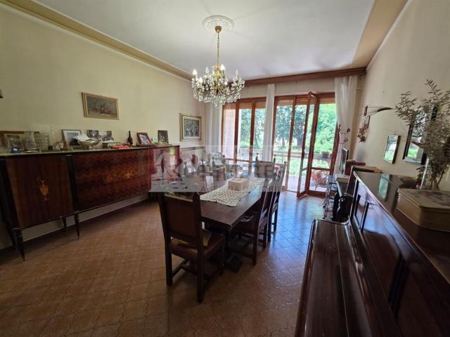 Appartamento in vendita di 179 m² in Strada dei Cappuccini