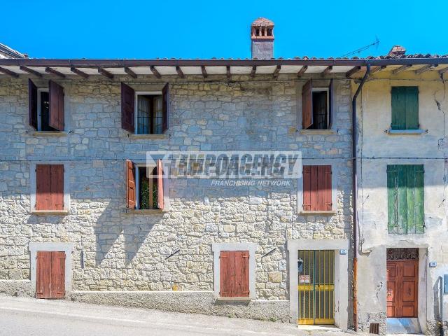 Appartamento in vendita di 180 m² in Via 5 Novembre, 19