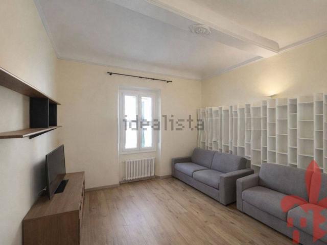 Appartamento in vendita di 180 m² in Via Cairoli
